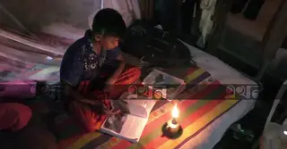 ভোলায় বিদ্যুৎহীন চরে বাড়ছে দুর্ভোগ, নেই সংস্কার উদ্যোগ